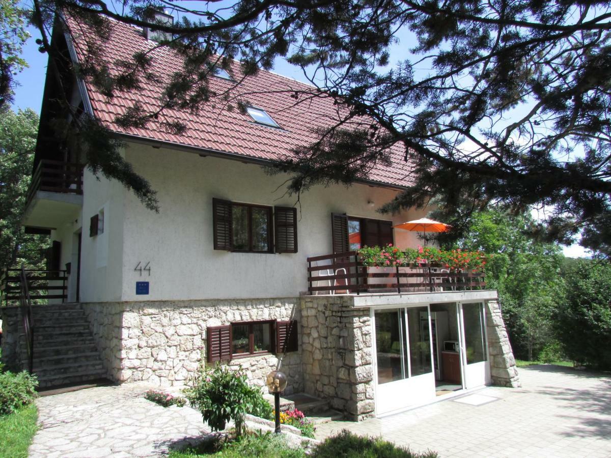 Hotel House Nenad Plitvička Jezera Exterior foto